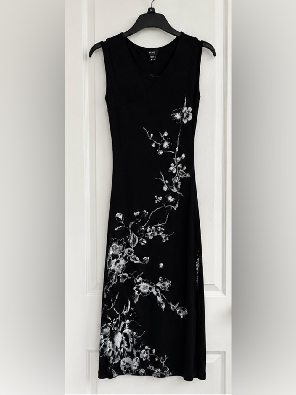 Vintage Y2K 2001 MNG Black Floral Midi Dress Sleeveless Stretch Bodycon